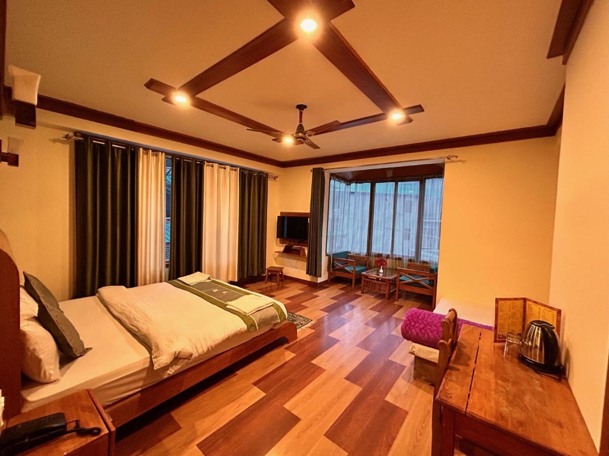 Tanglewood Villa Manali  Bagian luar foto