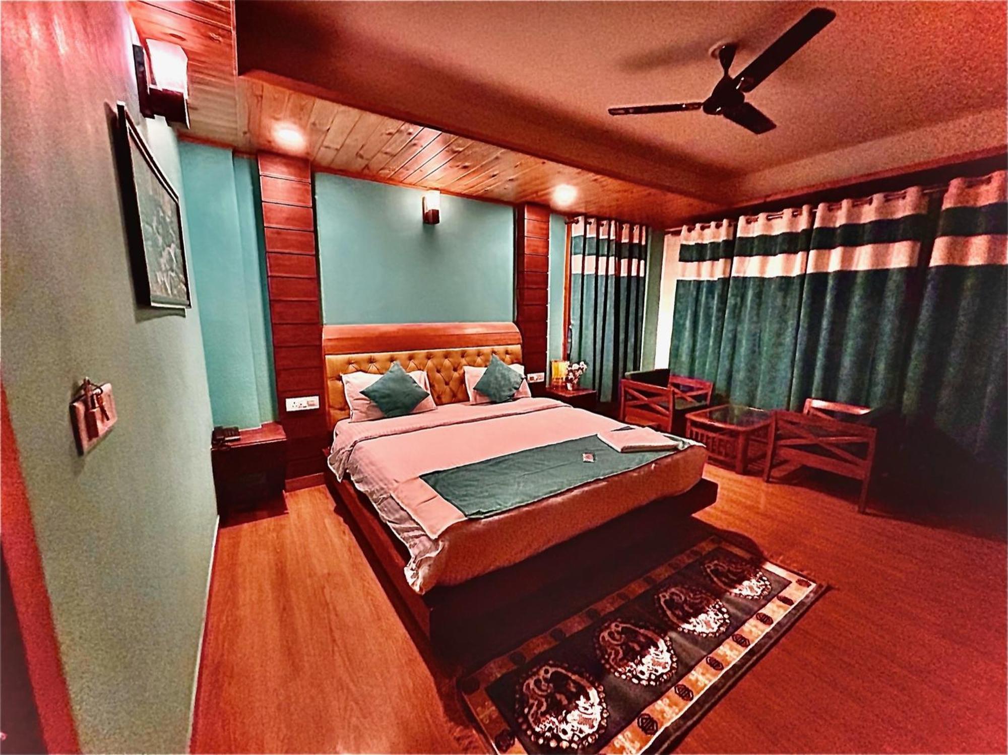 Tanglewood Villa Manali  Bagian luar foto